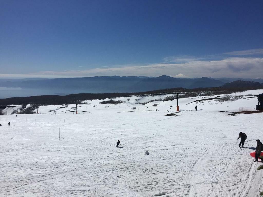 Condominio Robles Camino Al Volcan プコン エクステリア 写真
